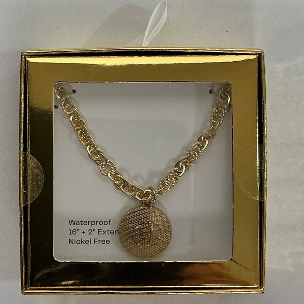 Chanel Interlocking Chain Necklace
